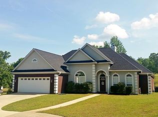 702 Belle Maison Dr, Prattville, AL 36067