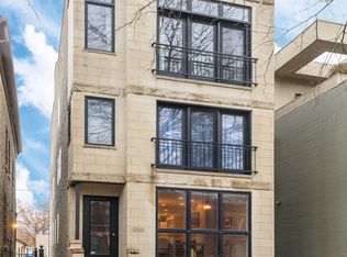 939 N Wolcott Ave #1, Chicago, IL 60622