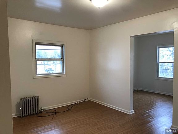 3rd image of 701 Pennsylvania Ave APT 2