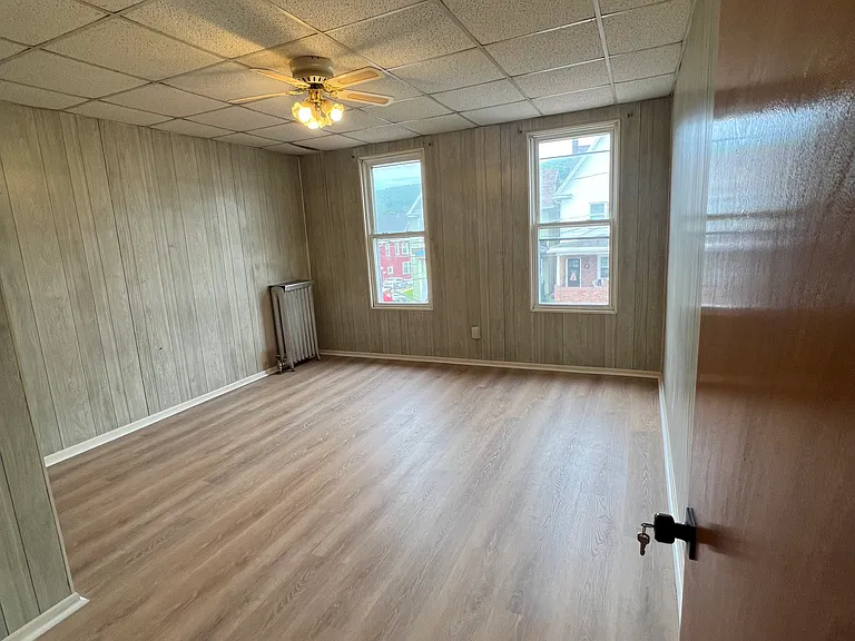 240 W Ridge St #1 — Photo 14