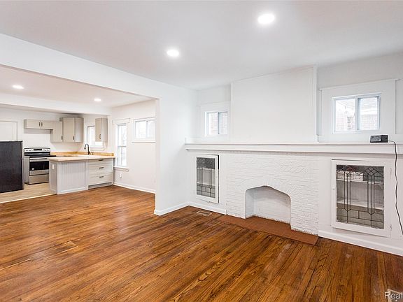 4th image of 18306 Stoepel St