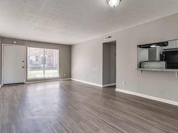 3rd image of 10621 Monaco Dr #2846accb0