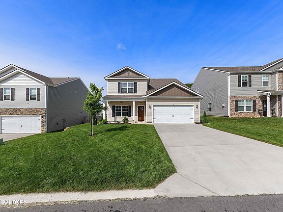 2nd image of 321 Hayley Marie Ln