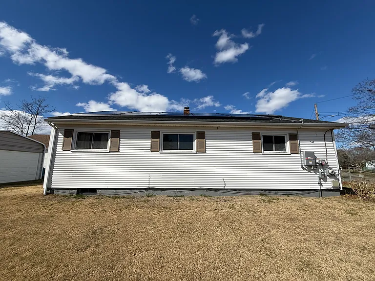 35 Early Ave — Photo 8