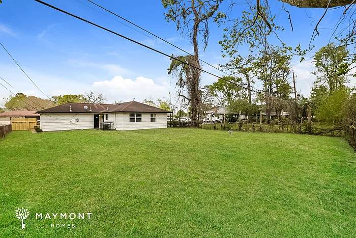 7314 Saunders Rd — Photo 12