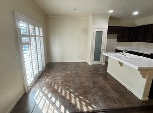 5419 Woodard Ridge Dr, Bakersfield, CA 93313