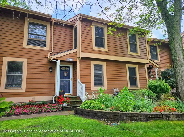 2385 N Wild Blossom Ct #110, East Lansing, MI 48823
