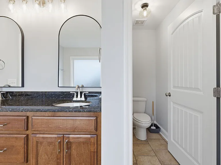 2101 Eureka Way — Photo 42