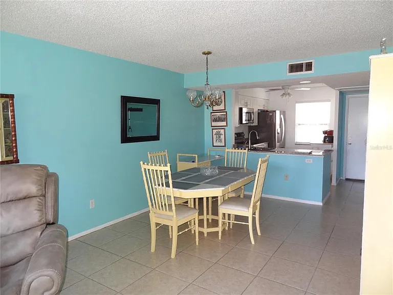 11135 Carriage Hill Dr #3 — Photo 11
