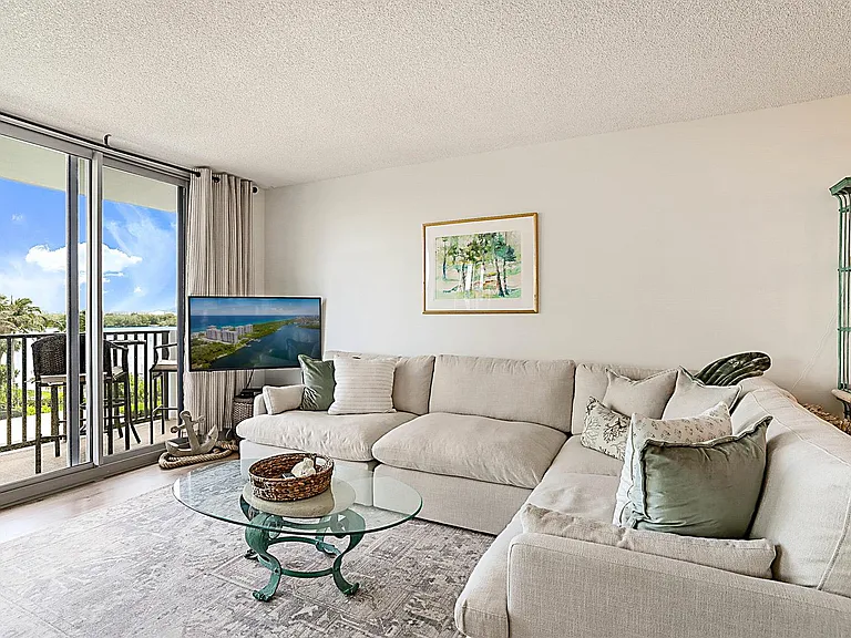 2121 N Ocean Blvd #407W — Photo 6