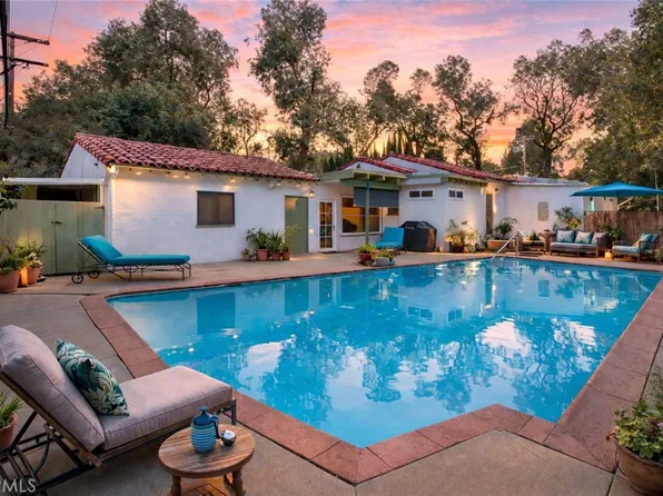 4905 Alhama Dr, Woodland Hills, CA 91364