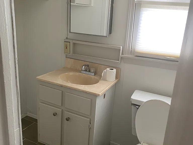 2719 Cameron St #3 — Photo 9