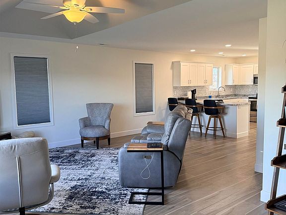 4th image of 2278 Windmill Way