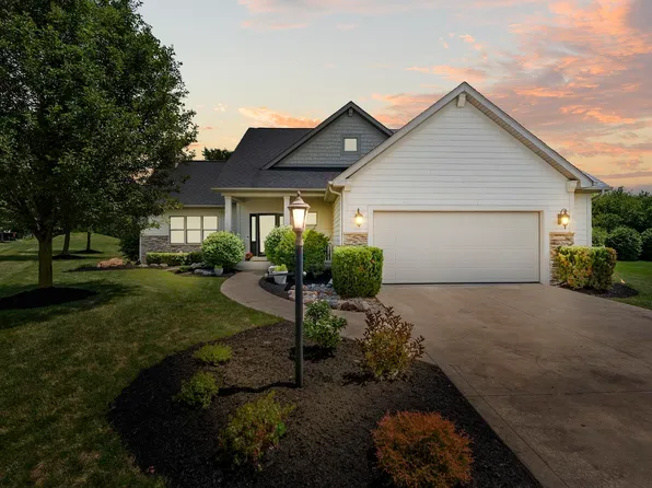 9529 Yellow Feather Ct, Leo, IN 46765