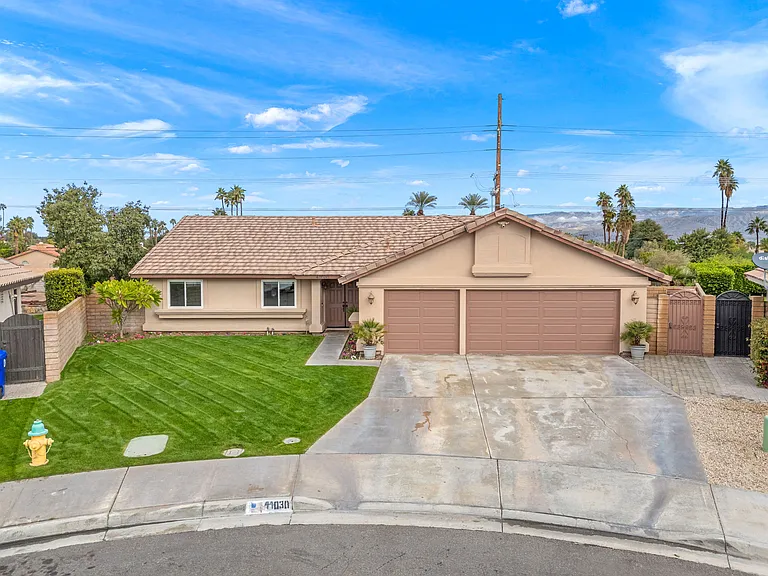 44030 Mariposa Ct — Photo 3