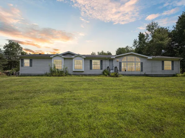 900 NW Musson Rd, Stanton, MI 48888
