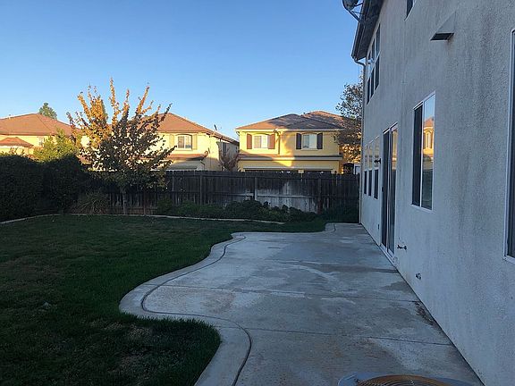 3rd image of 10193 Clairina Way