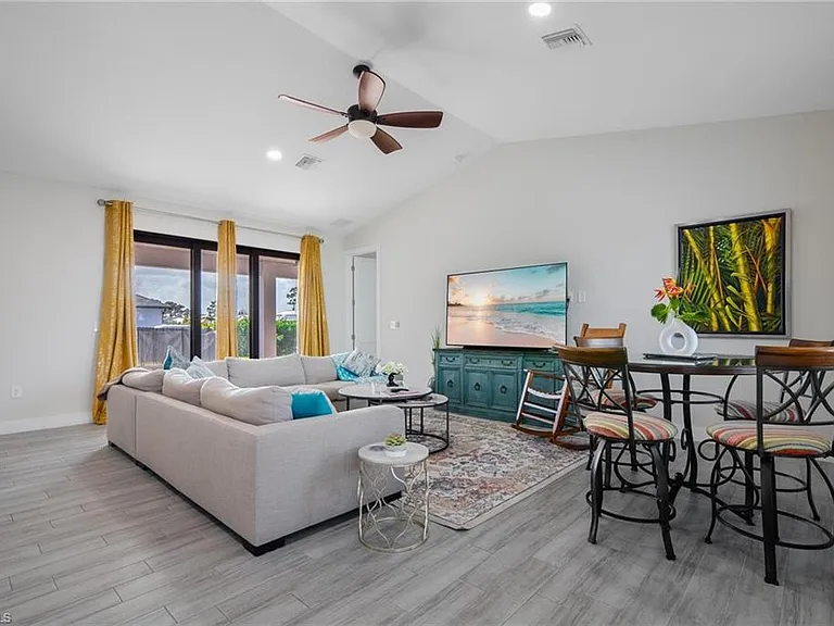 4665 Key Largo Ln — Photo 4