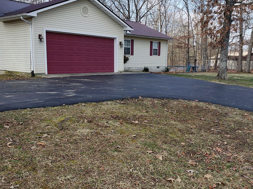1st image of 19 Rosewood Dr