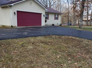 19 Rosewood Dr, Crossville, TN 38555