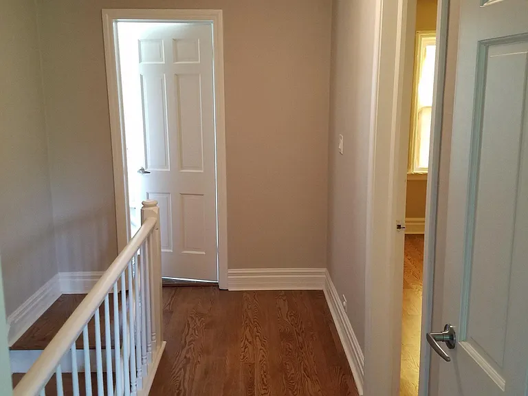202 Green Bay Rd — Photo 4
