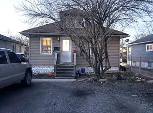 621 Elmwood Ave, Joliet, IL