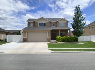 1629 S Spring Creek Dr, Lehi, UT 84043