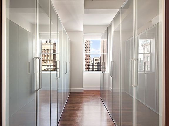 5th image of 270 Broadway APT 17C