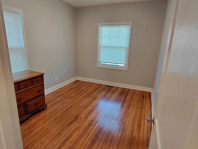 6215 Blaine Ave — Photo 5