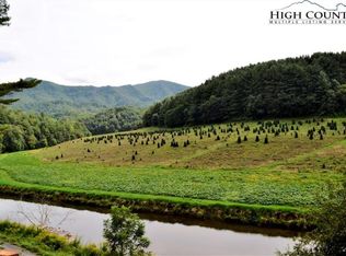 661 W Sugar Tree Rd, Warrensville, NC 28693