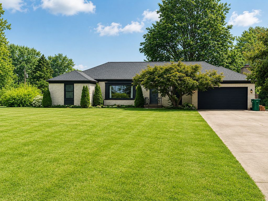 738 Yellow Springs Fairfield Rd - Property Image