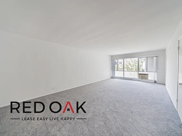 Laurel Garden Apartments — Photo 32