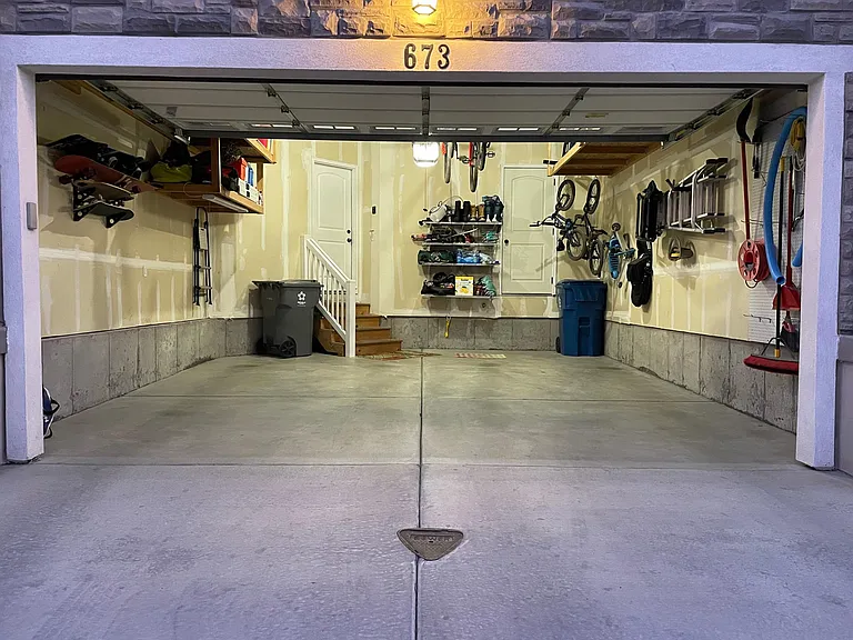 673 N Fall Creek Dr — Photo 26