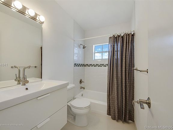 2nd image of 7925 West Dr APT 9