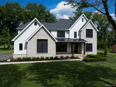 1231 Fox Chase Rd, Bloomfield Hills, MI, 48301
