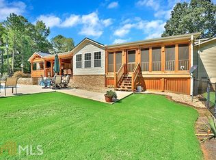 526 Brooks Woolsey Rd, Fayetteville, GA 30215