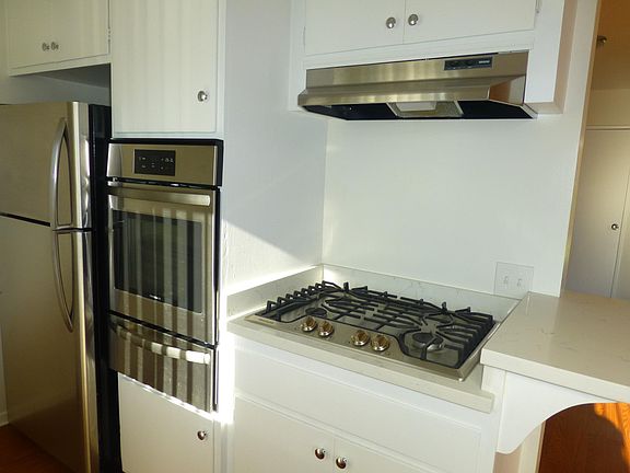 2nd image of 12755 Matteson Ave APT 1