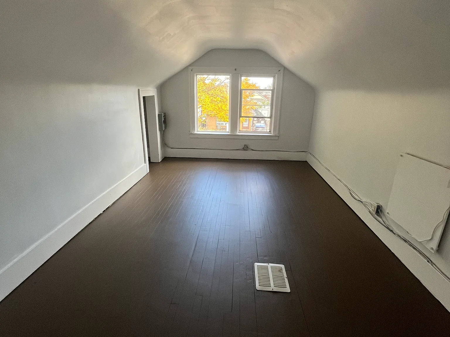 1 bed, $995 — Photo 2