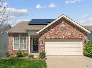 2351 Fourlakes Dr, Belleville, IL 62220
