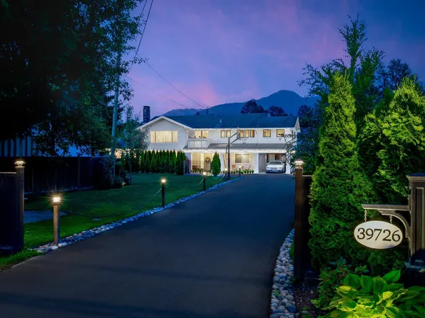 39726 Government Rd, Squamish, BC V8B 0G3