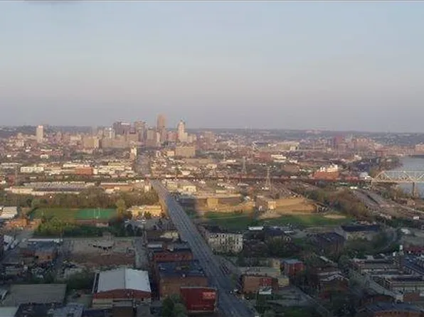 810 Matson Pl, Cincinnati, OH 45204