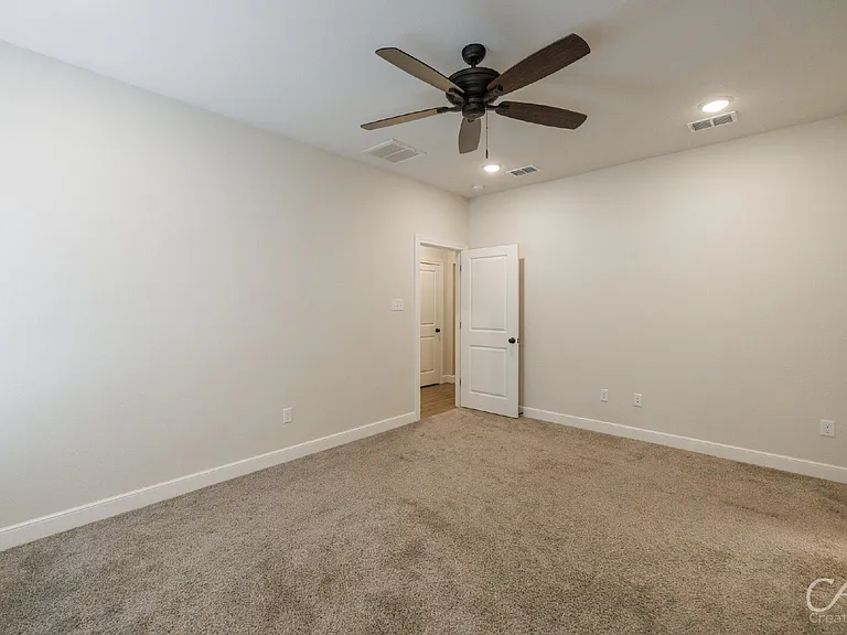 7325 Wildflower Way — Photo 13