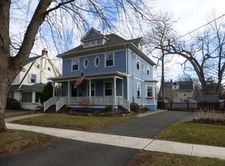 17 Birchwood Ave, Longmeadow, MA 01106