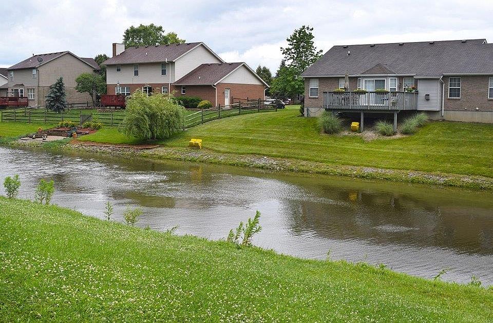 2nd image of 6411 Lakerun Ct