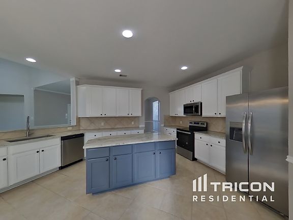 5th image of 8622 Sarasota Woods