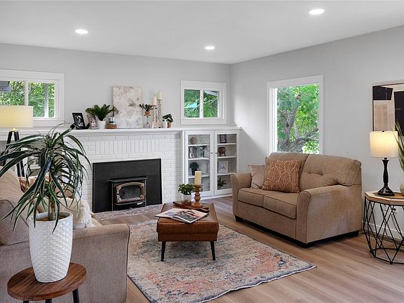 2nd image of 1721 15th Street