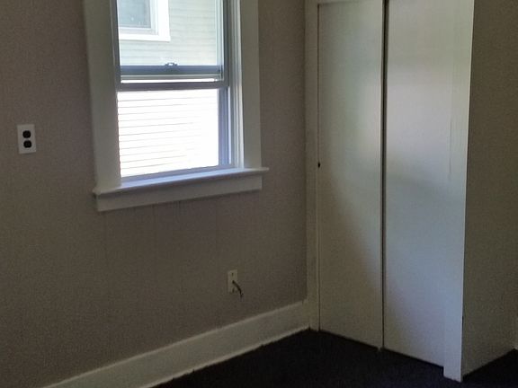 3rd image of 707 S Tremont Ave