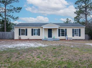 80 Crown Point Rd, Hubert, NC 28539