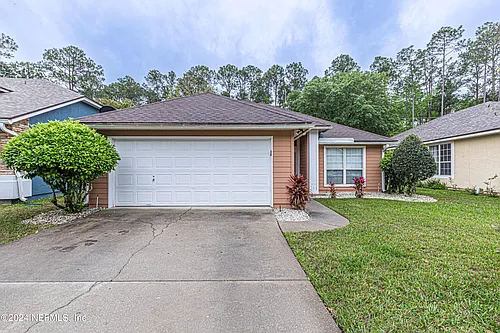 2243 Trailwood Dr Photo 1