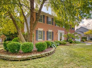 801 Indian Way, St Charles, IL